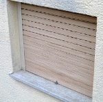 stari dotrajali prozor