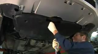 skidanje zaštitnog poklopca